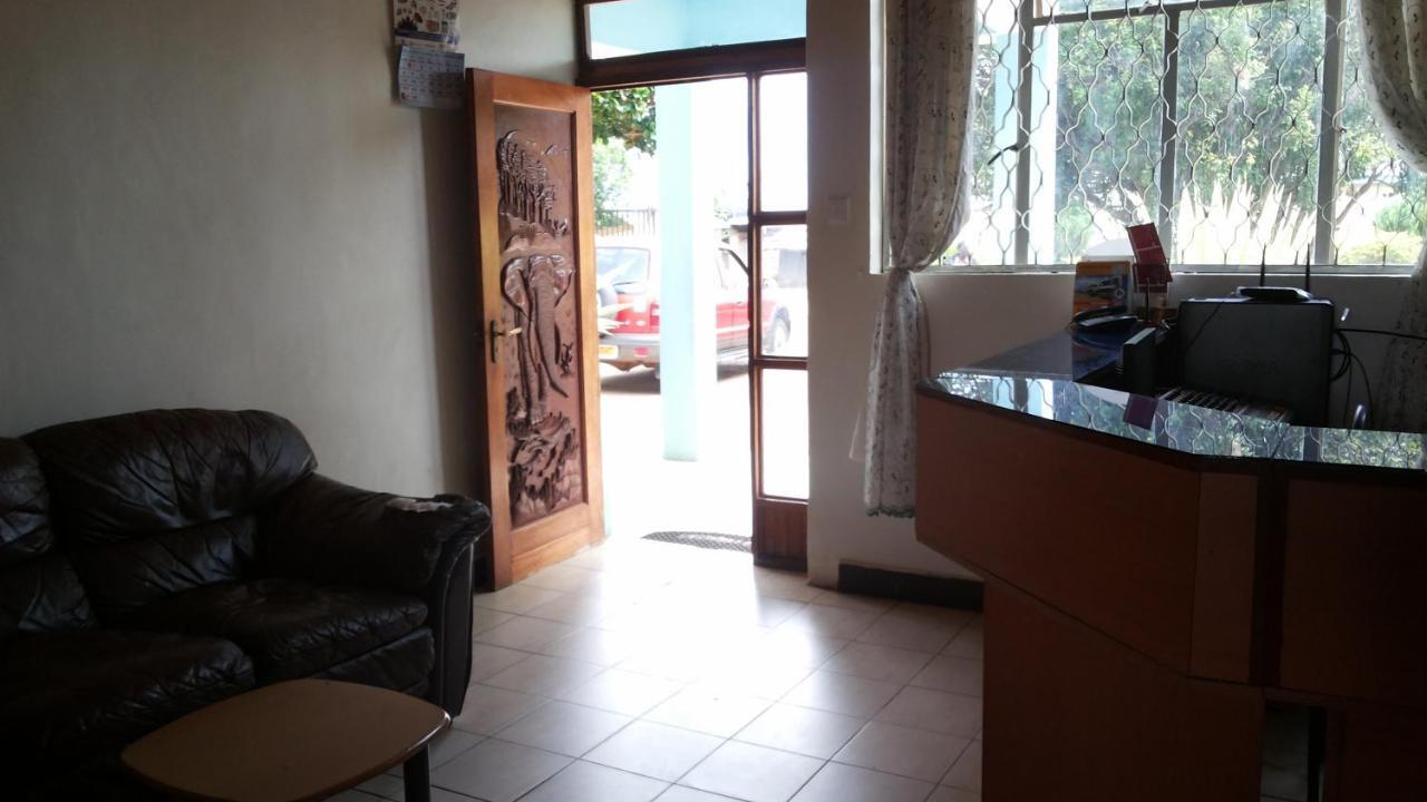 Global Village Hotel Pakwach Ngoại thất bức ảnh