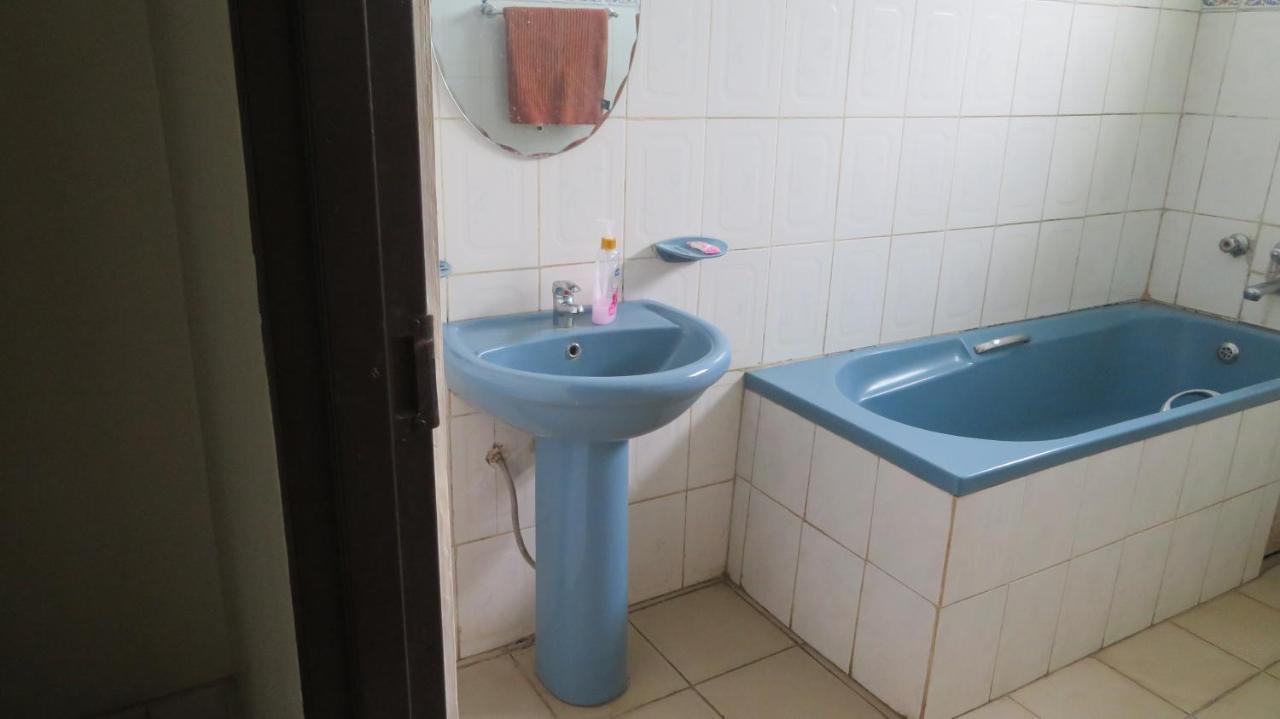 Global Village Hotel Pakwach Ngoại thất bức ảnh