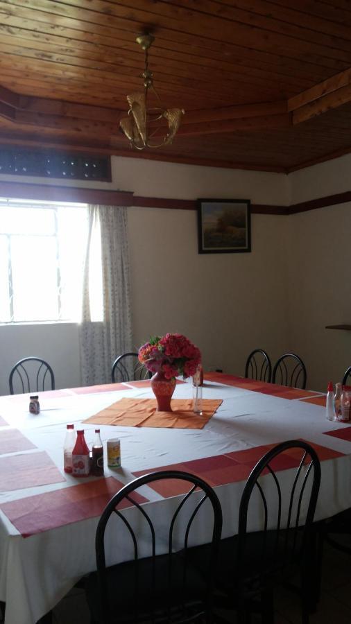 Global Village Hotel Pakwach Ngoại thất bức ảnh