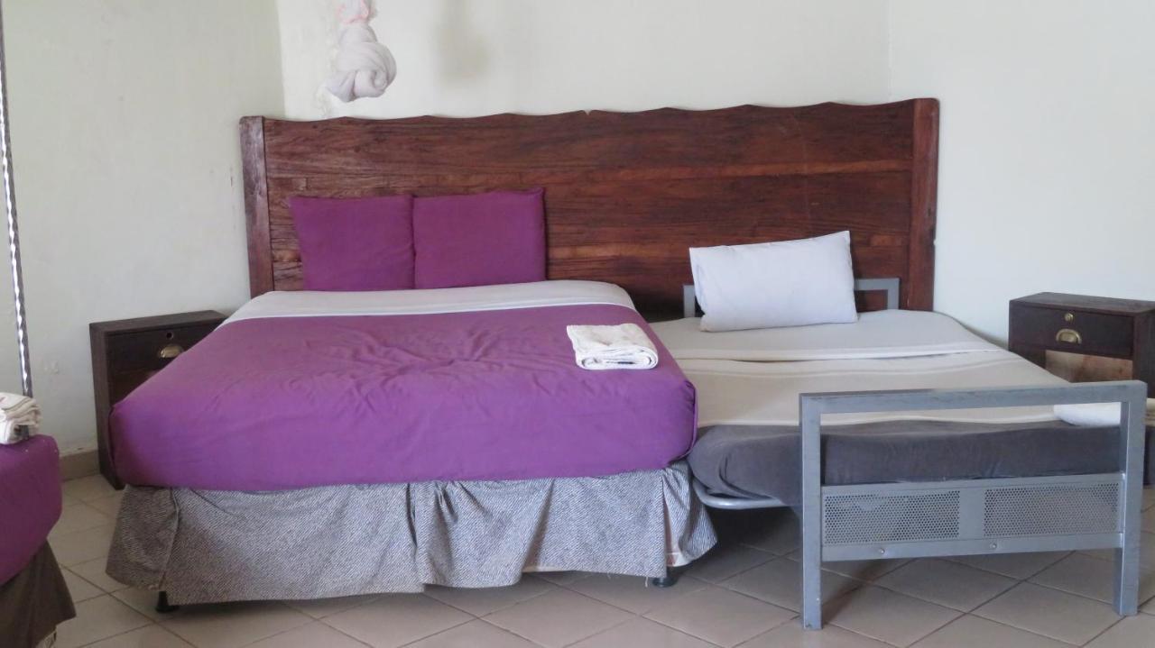 Global Village Hotel Pakwach Ngoại thất bức ảnh
